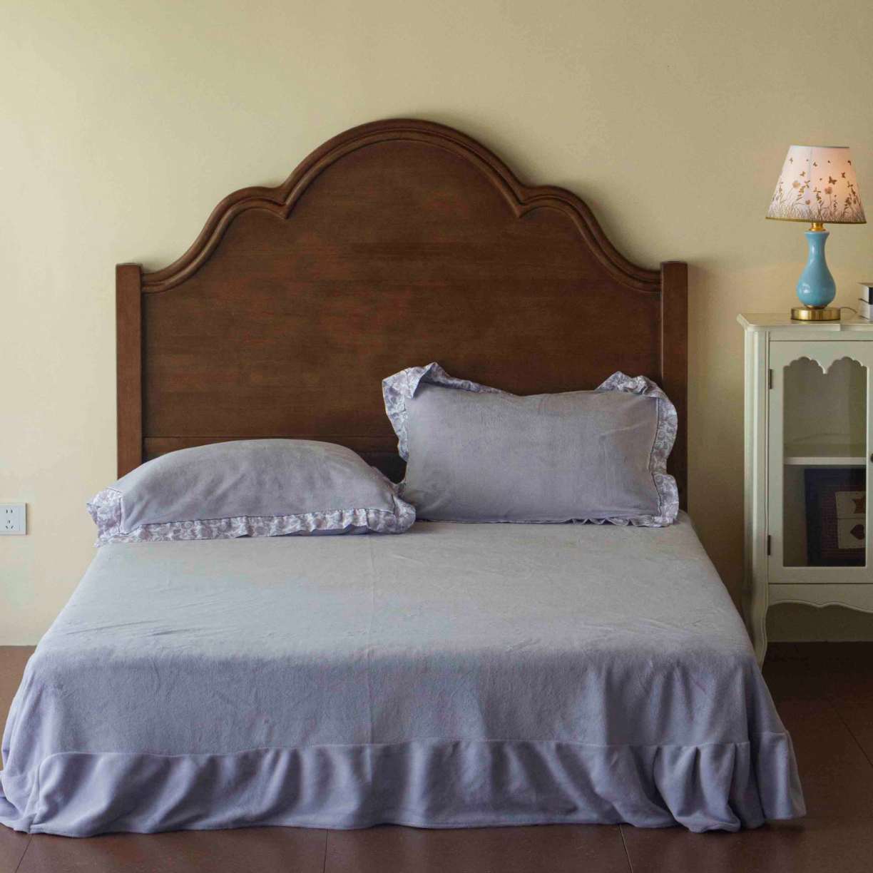 91家纺网 家纺一手货源 找家纺 （总）绒梦里 2025新款高克重全消光工艺款高定云绒牛奶绒四件套云柔秘境 