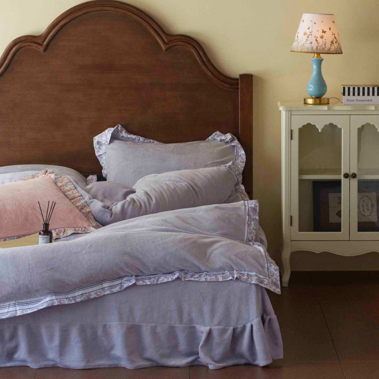 91家纺网 家纺一手货源 找家纺 （总）绒梦里 2025新款高克重全消光工艺款高定云绒牛奶绒四件套云柔秘境 