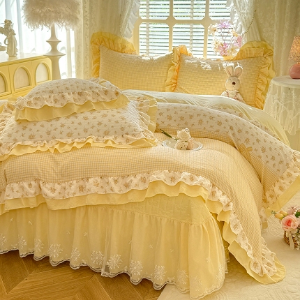 91家纺网 家纺一手货源 找家纺 漫布云家纺2025新款活性印花ins风小碎花软糯水洗棉床盖款四件套全棉纯棉花边款被套 莫奈-粉