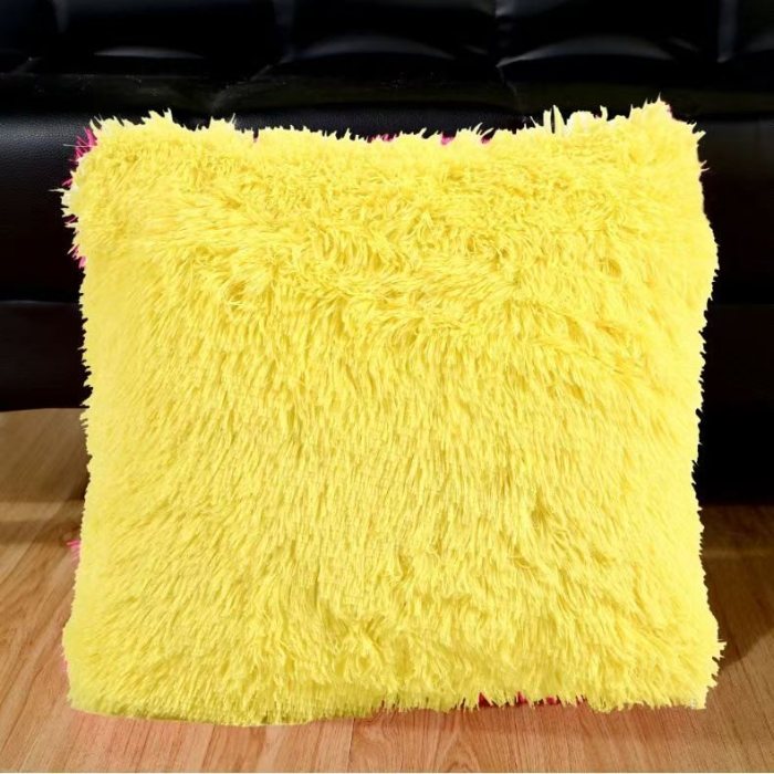 91家纺网 家纺一手货源 找家纺 （总）2025直播赠品爆款长毛绒抱枕靠垫跑量不零售量大优惠