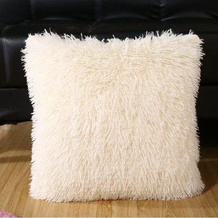 91家纺网 家纺一手货源 找家纺 （总）2025直播赠品爆款长毛绒抱枕靠垫跑量不零售量大优惠