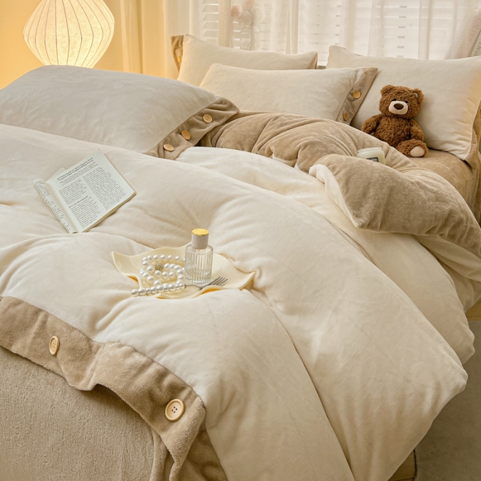 91家纺网 家纺一手货源 找家纺 （含买家秀）2025新款纯色双拼牛奶绒四件套纽扣款秋冬加厚保暖床单床笠款床品套件