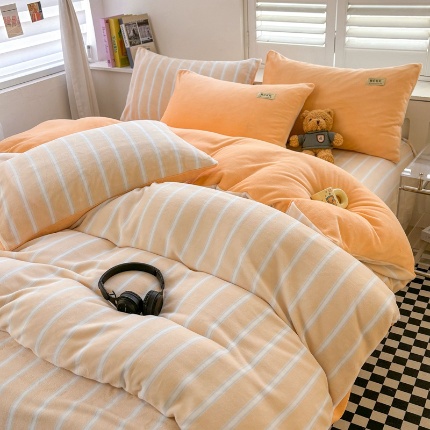 91家纺网 家纺一手货源 找家纺 （含买家秀）2025新款条纹纯色牛奶绒撞色四件套秋冬加厚保暖牛奶绒床单床笠款床上用品