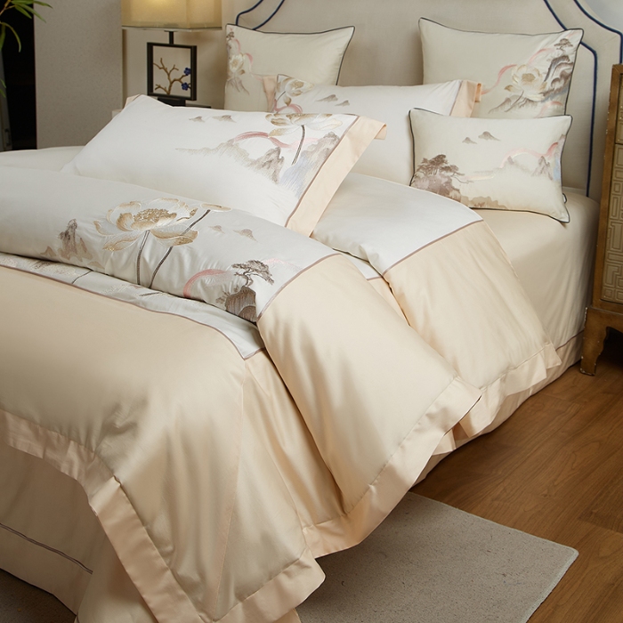 91家纺网 家纺一手货源 找家纺 50S50支长绒棉刺绣四件套专版花型独家特供直播爆款 山水清荷米白