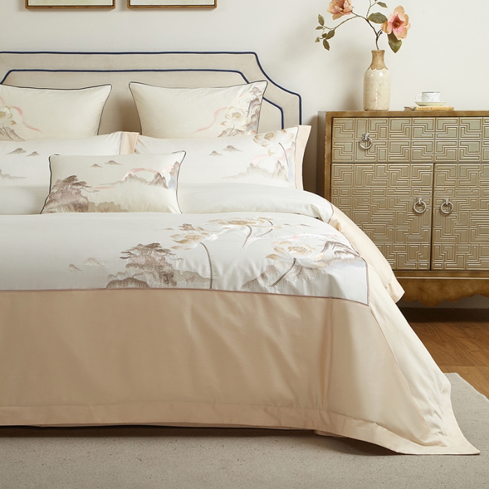 91家纺网 家纺一手货源 找家纺 50S50支长绒棉刺绣四件套专版花型独家特供直播爆款 山水清荷米白