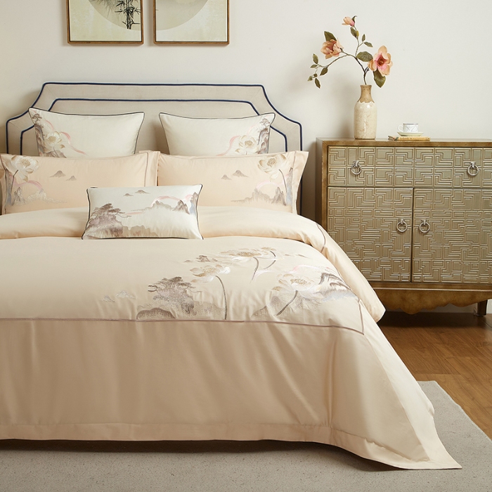 91家纺网 家纺一手货源 找家纺 50S50支长绒棉刺绣四件套专版花型独家特供直播爆款 山水清荷香槟