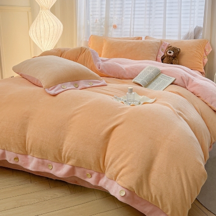 91家纺网 家纺一手货源 找家纺 (含买家秀)2025秋冬新款纯色双拼牛奶绒四件套纽扣款简约纽扣工艺款加厚保暖床单床笠四件套