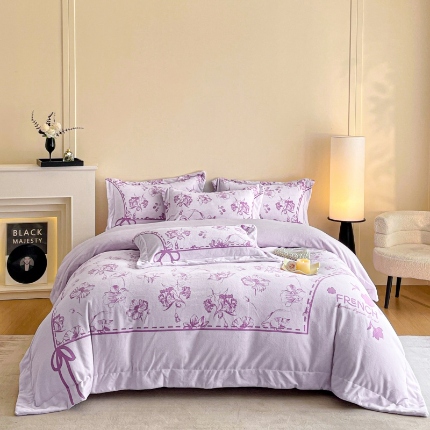 91家纺网 家纺一手货源 找家纺 （总）控价 2025新款  专版花型 全消光A类数码印花牛奶绒四件套床盖款-如梦