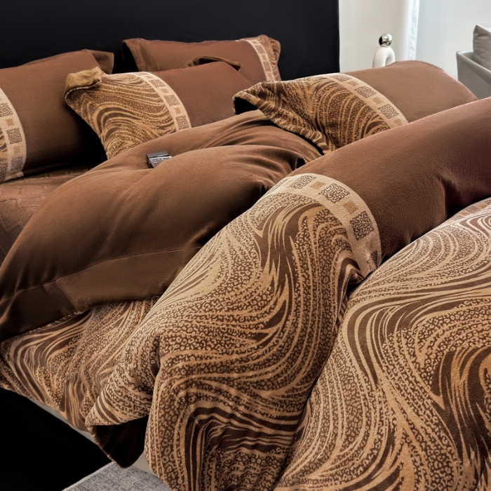 91家纺网 家纺一手货源 找家纺 （总）控价 2025新款 专版花型 240克全消光A类数码印花牛奶绒四件套床盖款-贝斯