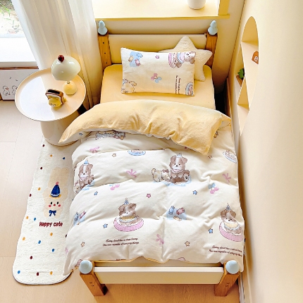 91家纺网 家纺一手货源 找家纺 （总）御棉坊 秋冬新品牛奶绒幼儿园三件套儿童保暖多件套宝宝午睡被