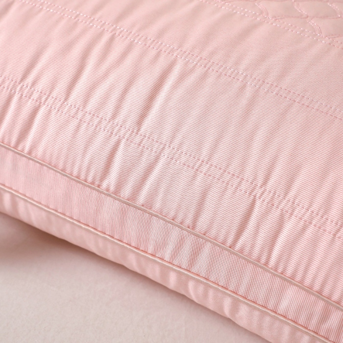 91家纺网 家纺一手货源 找家纺 兴丝露枕芯 舒适枕 立体双边枕芯 绗绣枕头 刺绣舒适枕 高弹舒适枕