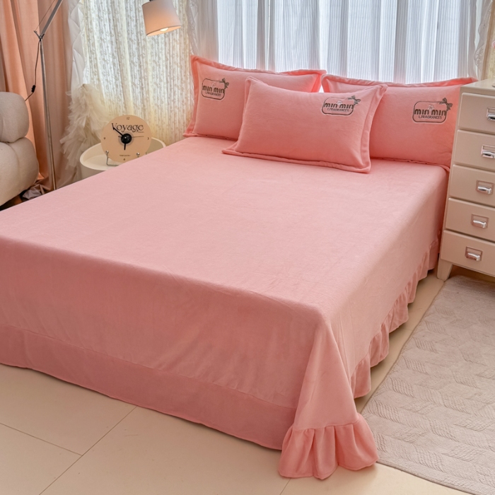 91家纺网 家纺一手货源 找家纺 2025外贸跑量款加厚清新公主法式风花卉纯色牛奶绒贴布绣刺绣花四件套单品床单被套婴儿绒法兰绒兔毛绒四件套 心动玉色