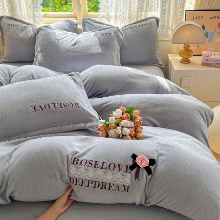 2025外贸跑量款加厚清新公主法式风花卉纯色牛奶绒贴布绣刺绣花四件套单品床单被套婴儿绒法兰绒兔毛绒四件套 赫本灰