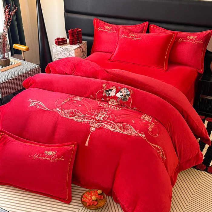 91家纺网 家纺一手货源 找家纺 苏米娜2025秋冬新款高克重9斤全消光牛奶绒大红结婚婚庆四件套大红色龙凤刺绣婴儿绒四件套（含精美手提袋） 甜蜜蜜 