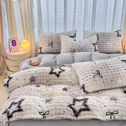 91家纺网 家纺一手货源 找家纺 （总）爱多多家居 2025新款 印花兔兔绒牛奶绒大泡泡四件套单被套
