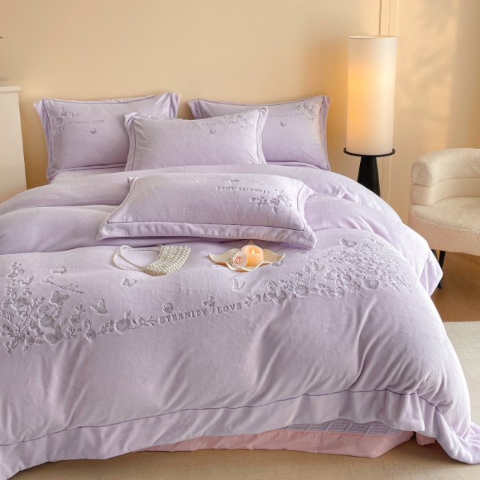 91家纺网 家纺一手货源 找家纺 （总）控价 2025新款 床盖款240克全消光A类刺绣牛奶绒四件套-浮生若梦 直播首选