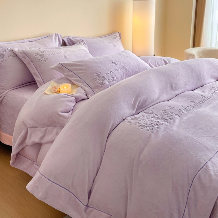 91家纺网 家纺一手货源 找家纺 （总）控价 2025新款 床盖款240克全消光A类刺绣牛奶绒四件套-浮生若梦 直播首选