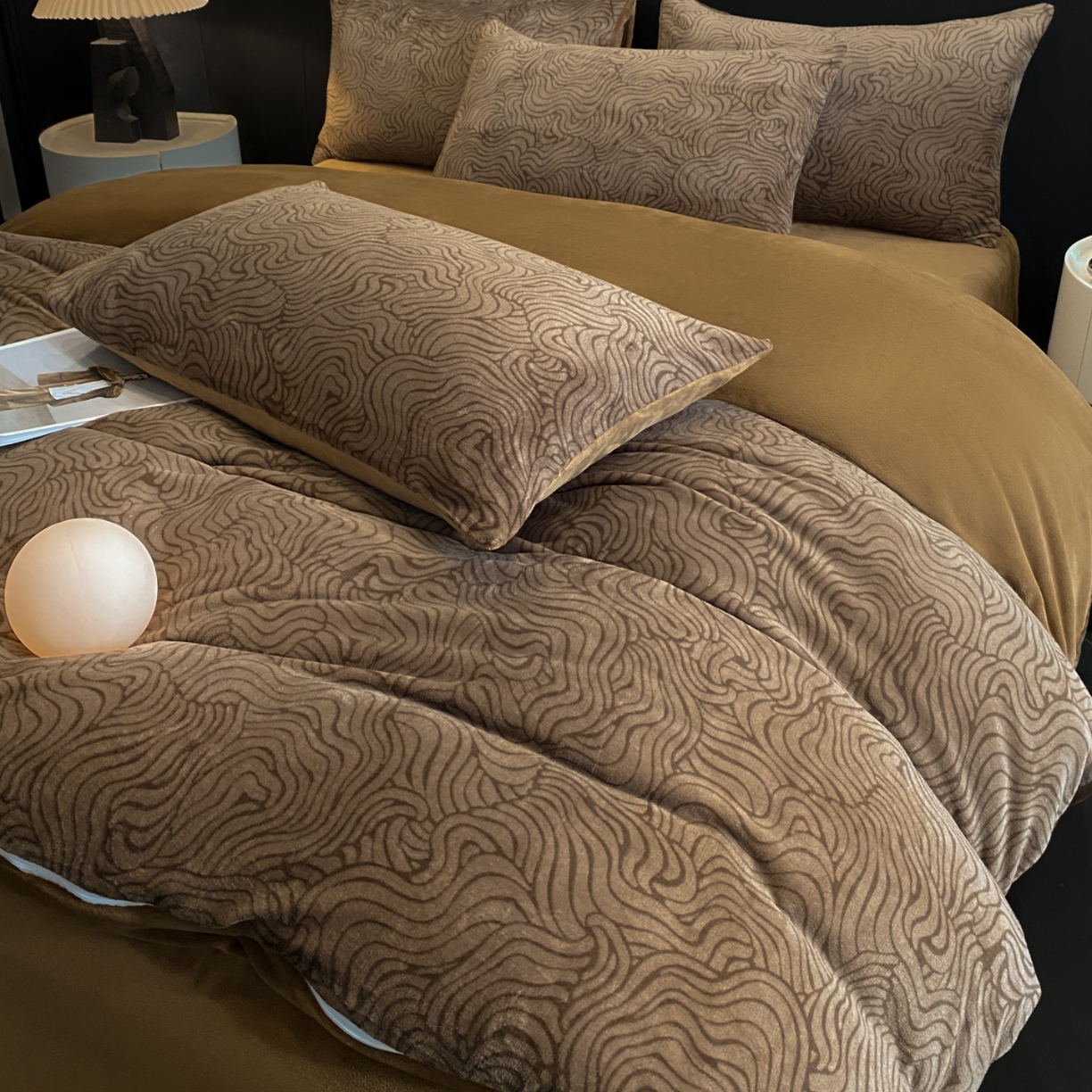 91家纺网 家纺一手货源 找家纺 （总）经年 2025新款 专版花型 牛奶绒四件套直播款  - 诗野