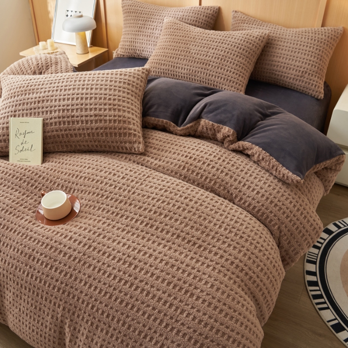 91家纺网 家纺一手货源 找家纺 （总）爱乐  塔芙绒四件套 牛奶绒四件套