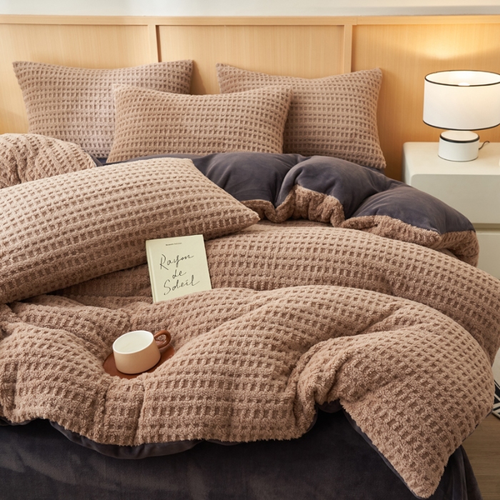 91家纺网 家纺一手货源 找家纺 （总）爱乐  塔芙绒四件套 牛奶绒四件套