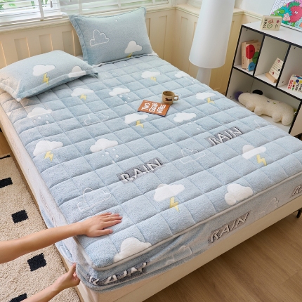 91家纺网 家纺一手货源 找家纺 （总）爱乐   雪花绒夹棉床笠 牛奶绒床笠