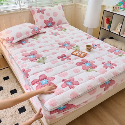 91家纺网 家纺一手货源 找家纺 （总）爱乐   雪花绒夹棉床笠 牛奶绒床笠