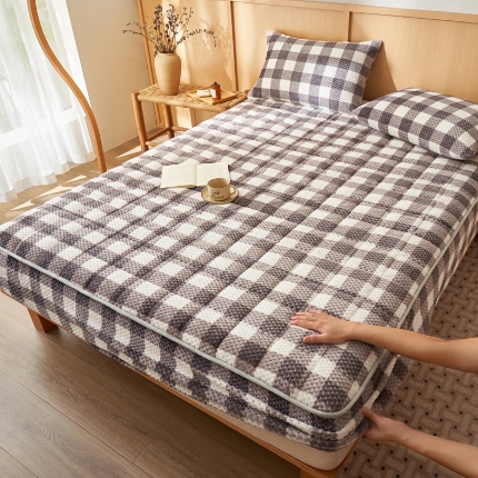 91家纺网 家纺一手货源 找家纺 （总）爱乐 豆豆绒夹棉床笠 牛奶绒床笠