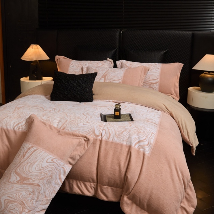 91家纺网 家纺一手货源 找家纺 （总）控价 2025新款 床盖款240克全消光数码印花牛奶绒四件套-云杉