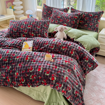 91家纺网 家纺一手货源 找家纺 （总）爱多多家居 2025新款兔兔泡泡牛奶绒床裙单品床裙床裙单件三件套