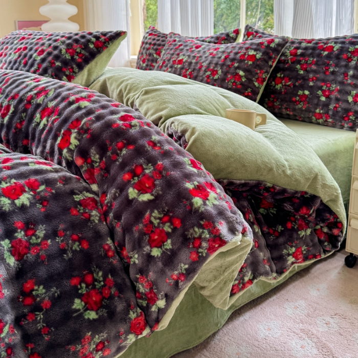 91家纺网 家纺一手货源 找家纺 （总）爱多多家居 2025新款 印花兔兔绒牛奶绒大泡泡四件套单被套