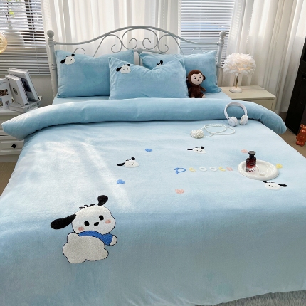 91家纺网 家纺一手货源 找家纺 （总）鑫利来家纺 2025新款牛奶绒毛巾绣四件套