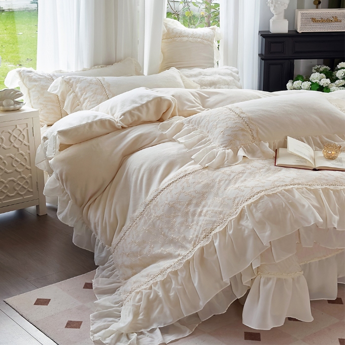 91家纺网 家纺一手货源 找家纺 （总）乐朵家居 2025新款  伊莉莎 牛奶绒夹棉床盖四件套