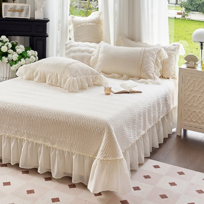 91家纺网 家纺一手货源 找家纺 （总）乐朵家居 2025新款  伊莉莎 牛奶绒夹棉床盖四件套