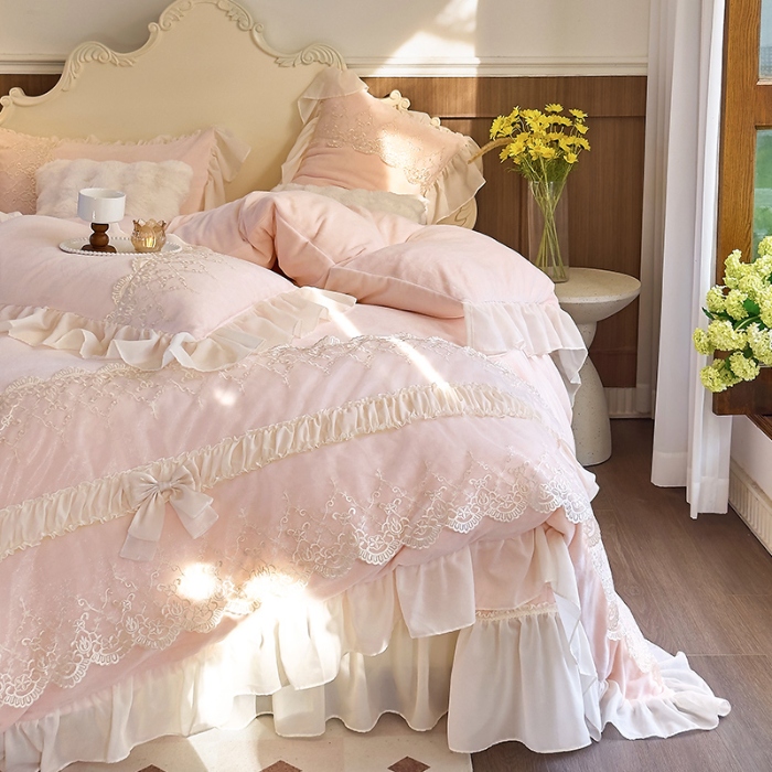 91家纺网 家纺一手货源 找家纺 （总）  乐朵家居 2025新款 维娜 牛奶绒 床盖款四件套