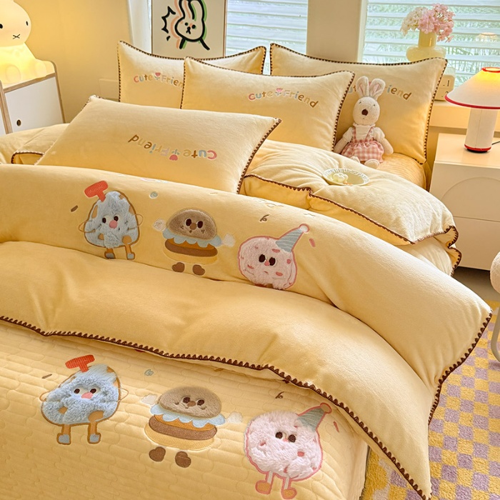 91家纺网 家纺一手货源 找家纺 漫布云家纺2025新款230g全消光大版卡通牛奶绒兔毛贴布绣花床盖四件套可爱卡通男孩女孩法莱绒被套床盖四件套 好伙伴