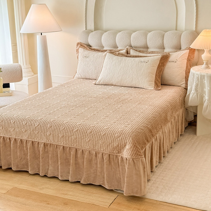 91家纺网 家纺一手货源 找家纺 苏米娜2025年新款全消光加厚牛奶绒轻奢简约床盖款四件套-雅致系列 雅致-奶咖 