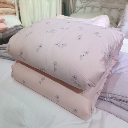 91家纺网 家纺一手货源 找家纺 （总）雅高家居 2025棉系列-ins高支高密全棉纯棉冬被13372大豆纤维立体双人被子冬被被芯