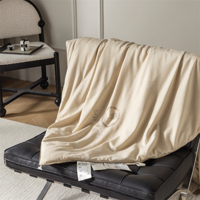 91家纺网 家纺一手货源 找家纺 （总）珍稀黄金丝蚕丝被冬被春秋被手工被子被芯100桑蚕长丝四季子母被