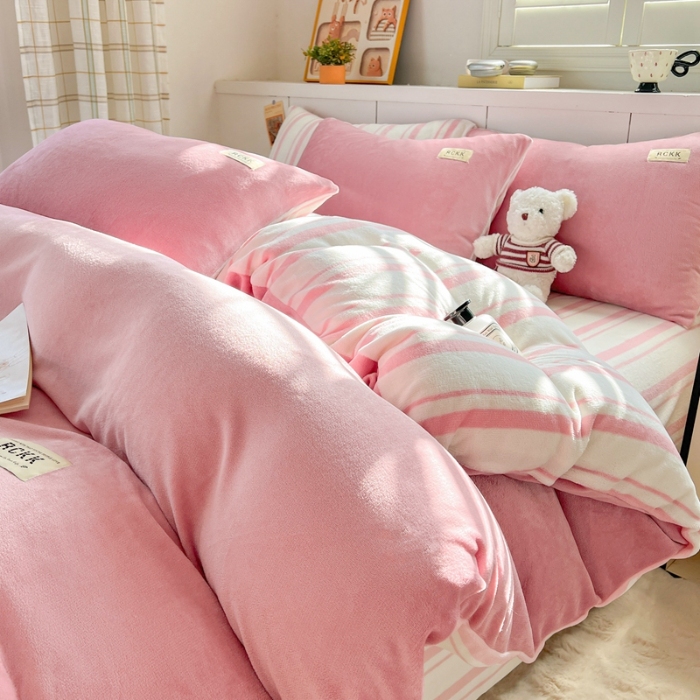 91家纺网 家纺一手货源 找家纺 （总）（含买家秀）2025秋冬新款素色条纹牛奶绒四件套秋冬爆款加厚冬季保暖四件套简约风床上用品