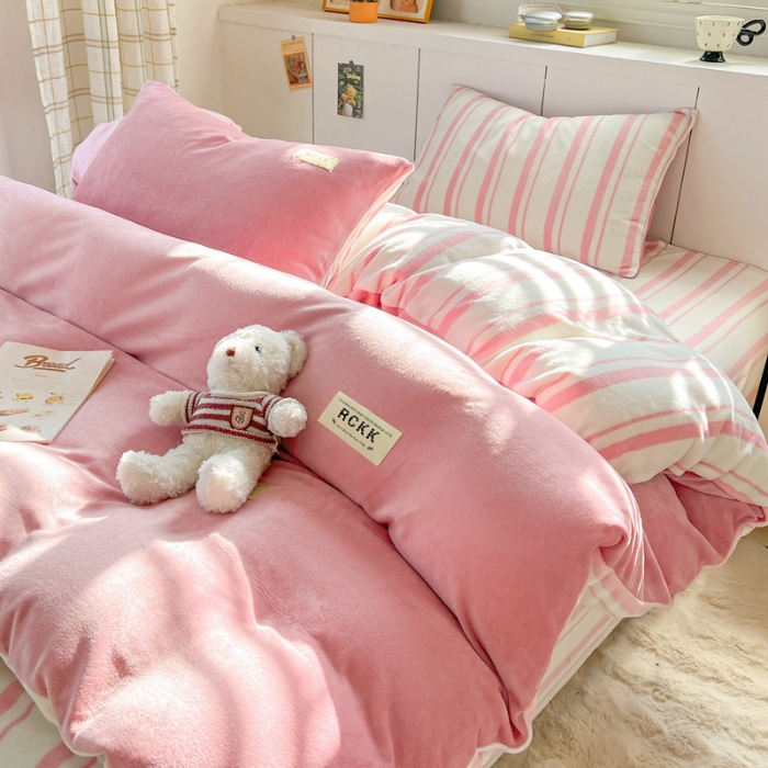 91家纺网 家纺一手货源 找家纺 （总）（含买家秀）2025秋冬新款素色条纹牛奶绒四件套秋冬爆款加厚冬季保暖四件套简约风床上用品