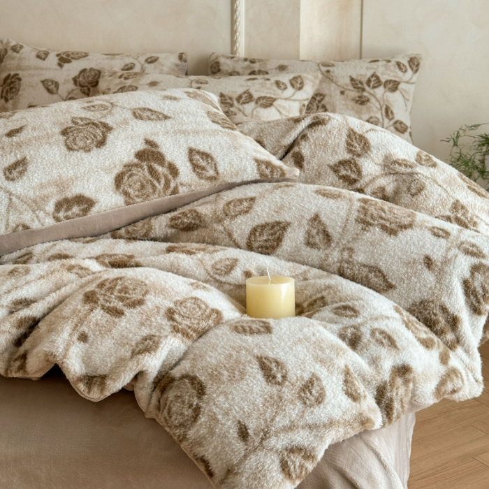 91家纺网 家纺一手货源 找家纺 （总）宜代光年 2025新款澳羊绒保暖四件套