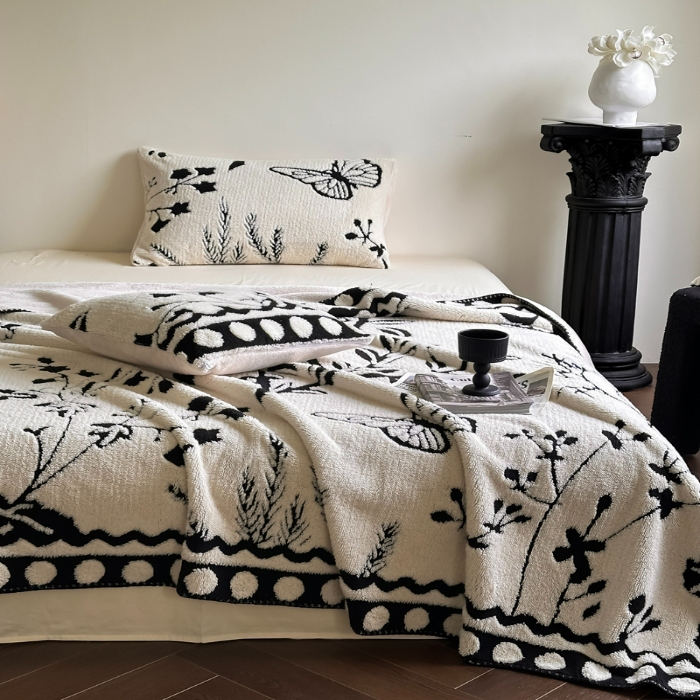 91家纺网 家纺一手货源 找家纺 （总）宜代光年 2025新款阳离子大提花复合绒毯子毛毯