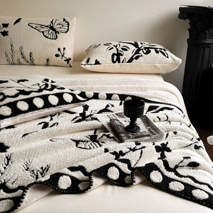 91家纺网 家纺一手货源 找家纺 （总）宜代光年 2025新款阳离子大提花复合绒毯子毛毯