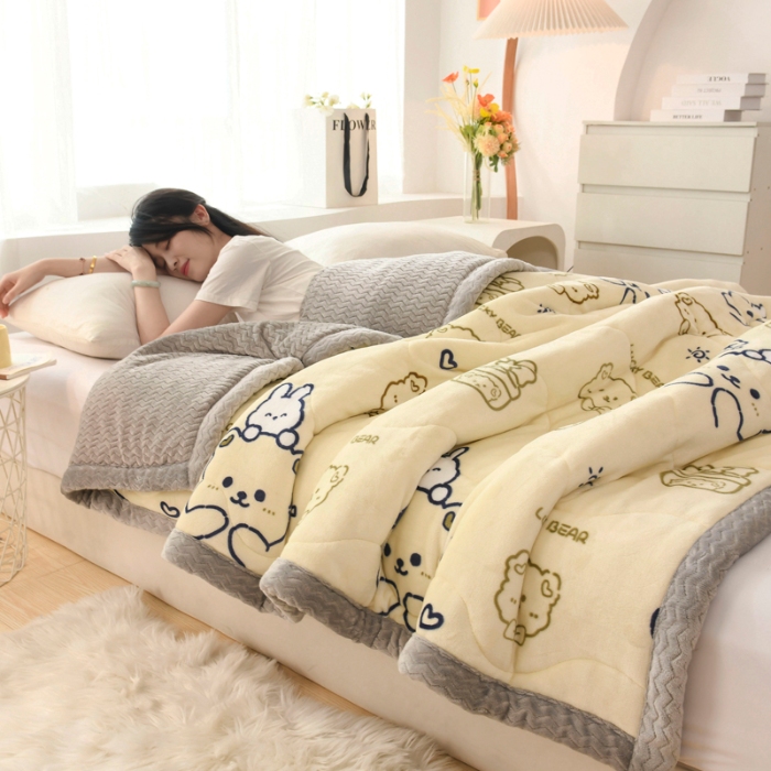 91家纺网 家纺一手货源 找家纺 【长期供应】三层夹棉牛奶绒印花盖毯秋冬午睡毯可机洗网红直播毛毯爆款