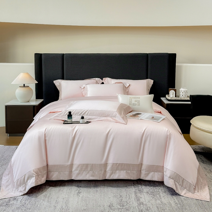 91家纺网 家纺一手货源 找家纺 高档礼盒装彩金色织提花50*50S贡缎纯棉加厚磨毛四件套100%全棉 桃花粉-马德里-彩金色织提花纯棉磨毛