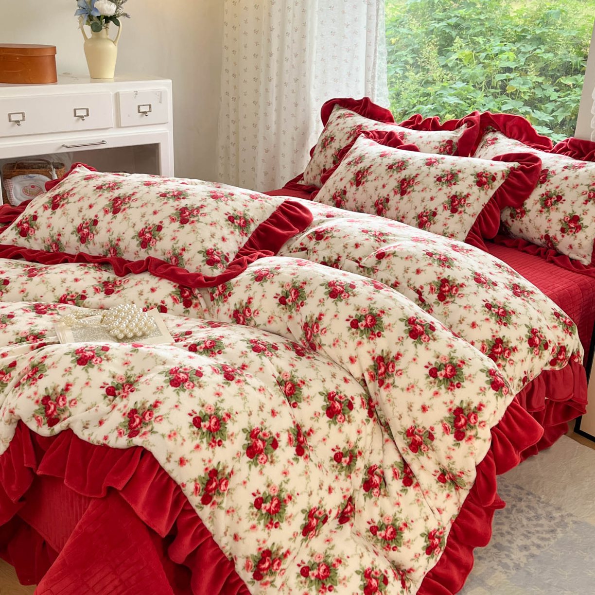 91家纺网 家纺一手货源 找家纺 （总）牵依 2025新款韩版牛奶绒夹棉床盖四件套