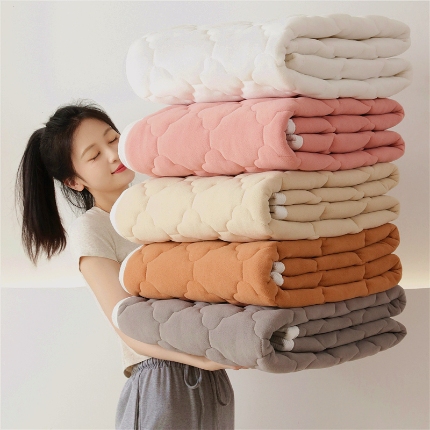 91家纺网 家纺一手货源 找家纺 （总）索弗莱家纺 2025秋冬超暖抗静电摇粒绒加厚学生床垫