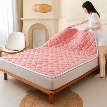 91家纺网 家纺一手货源 找家纺 （总）索弗莱家纺 2025秋冬超暖抗静电摇粒绒加厚床垫