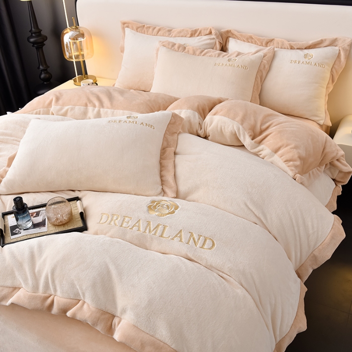 91家纺网 家纺一手货源 找家纺 （总）云恋家纺 2025新款加厚刺绣牛奶绒四件套--梦想款