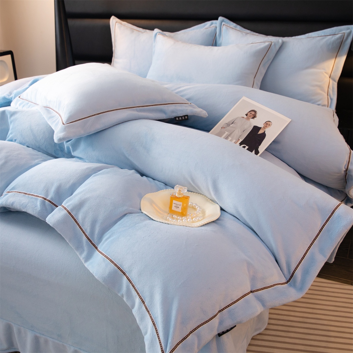 91家纺网 家纺一手货源 找家纺 （总）雅高 2025新款240克高克重全工艺色织纯色加厚牛奶绒四件套塔芙绒婴儿绒雪花绒雕花绒四件套牛奶绒被套床笠床单